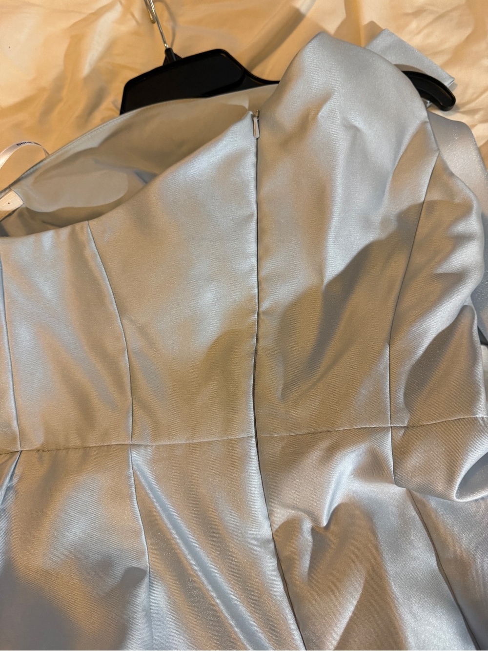 One-Shoulder Light Blue Evening Gown with Cute Bow Detail - Picture 5 of 7